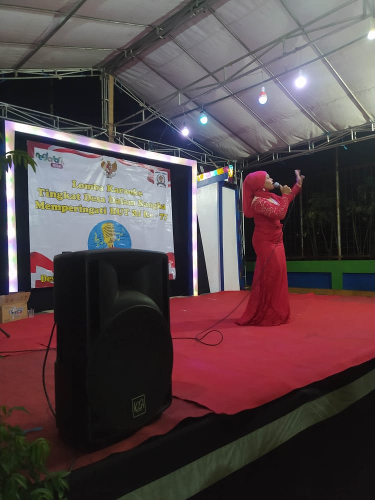 LOMBA KARAOKE DAN TARI MEMPERINGATI HUT RI KE 77